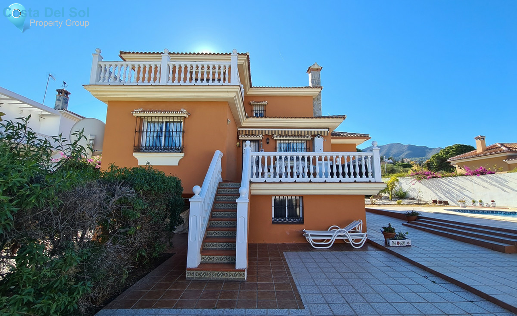 Detached Villa in Alhaurín de la Torre-692768