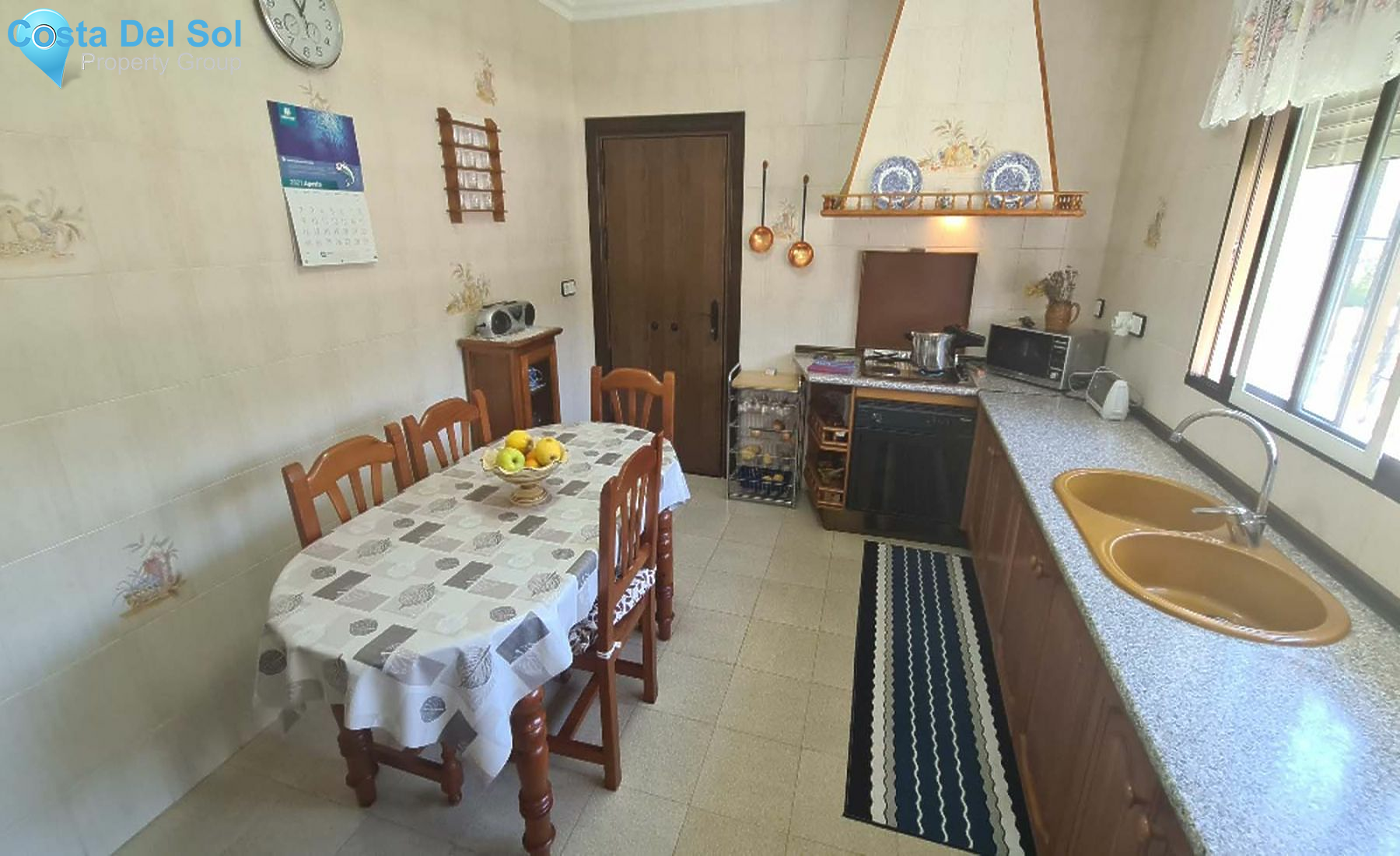 Detached Villa in Alhaurín de la Torre-1133124