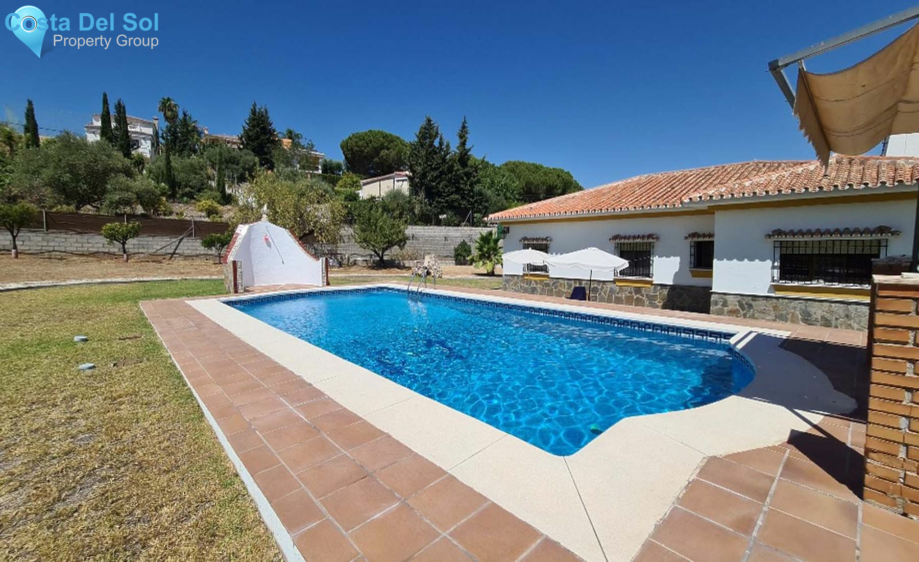 Detached Villa in Alhaurín de la Torre-1133111