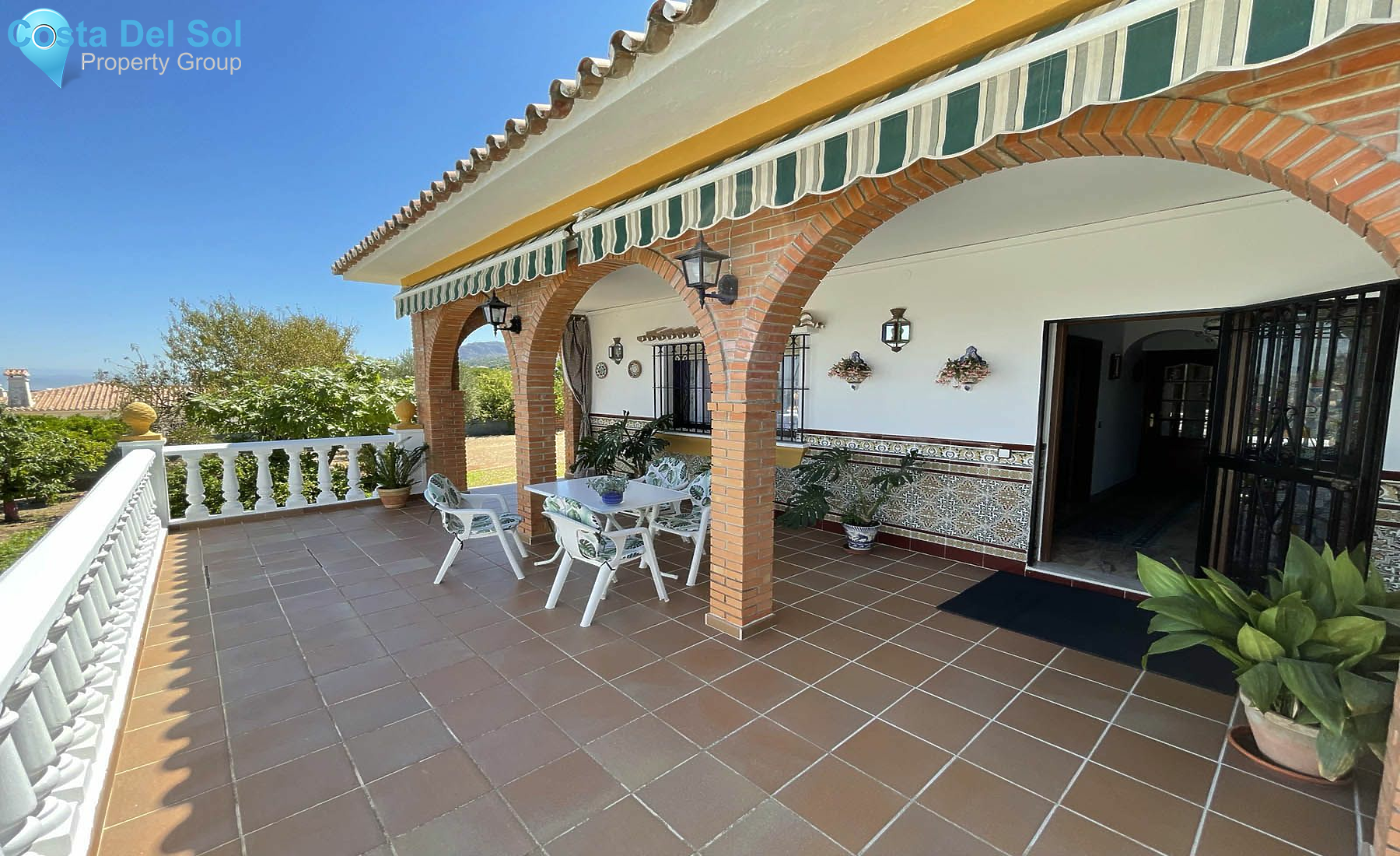 Detached Villa in Alhaurín de la Torre-1133112