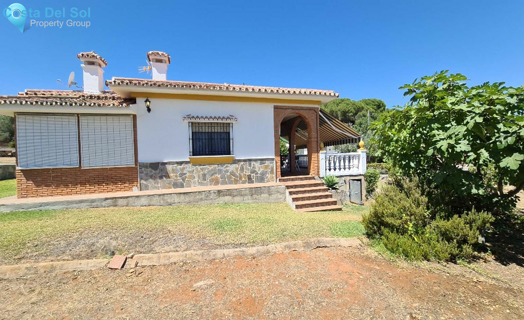 Detached Villa in Alhaurín de la Torre-1133118