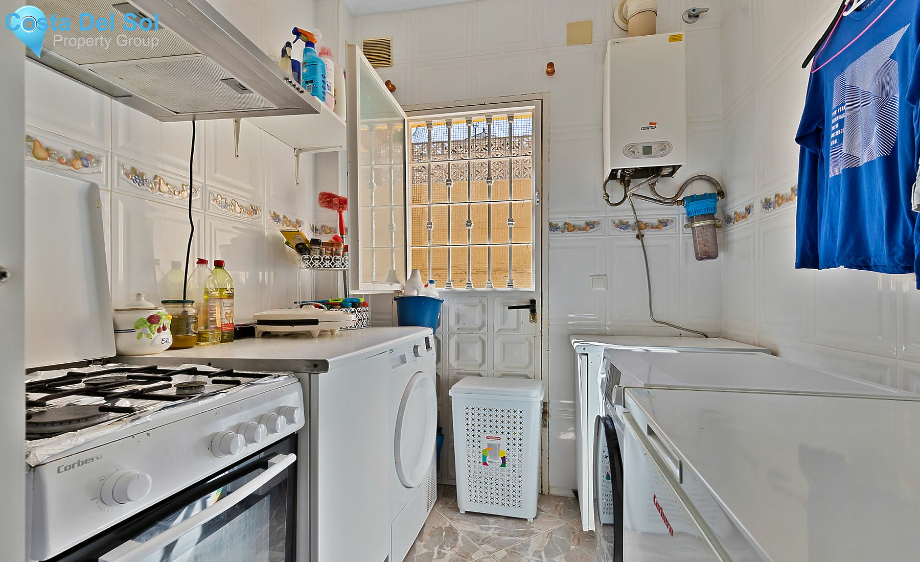 Detached Villa in Alhaurín de la Torre-1150890