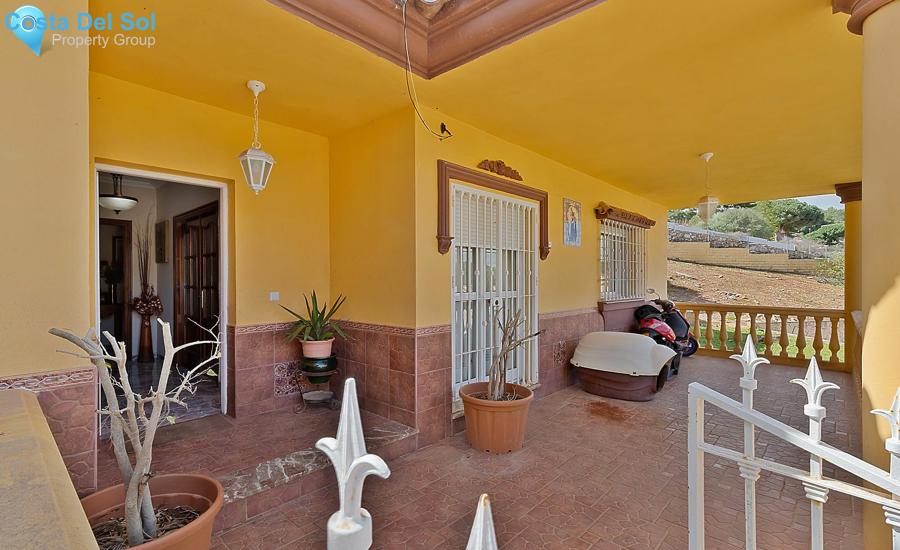 Detached Villa in Alhaurín de la Torre-1150881