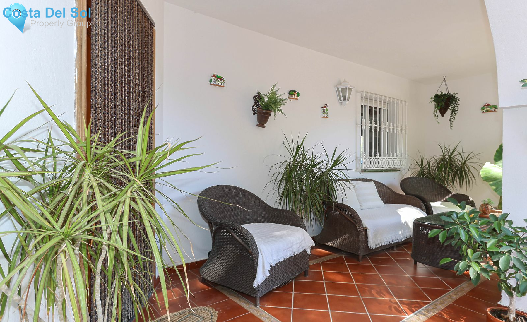 Detached Villa in Alhaurín de la Torre-1216640