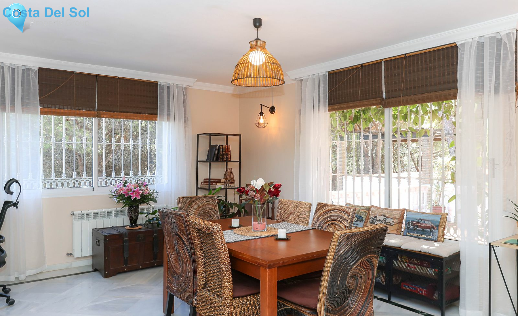 Detached Villa in Alhaurín de la Torre-1216641