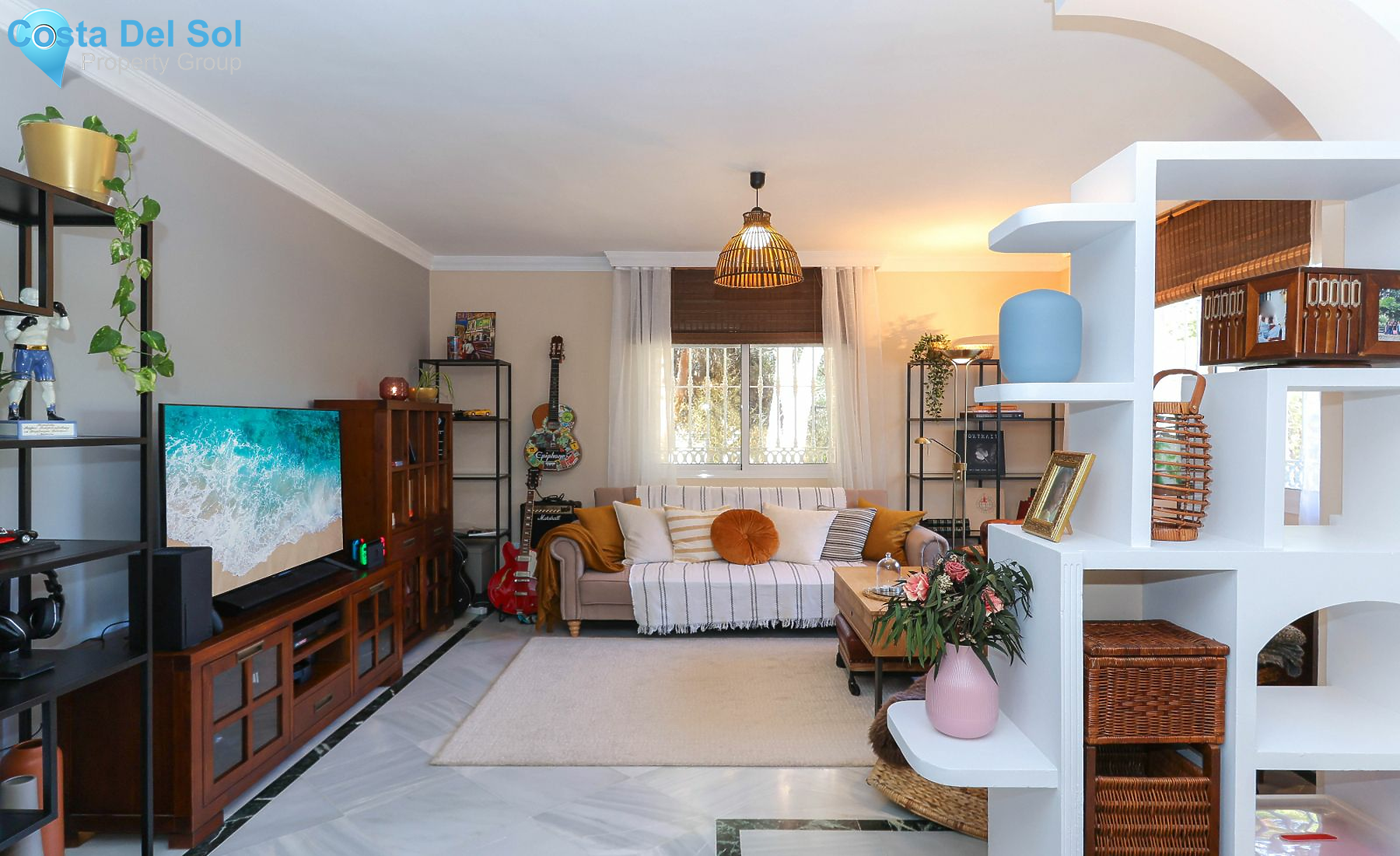Detached Villa in Alhaurín de la Torre-1216642