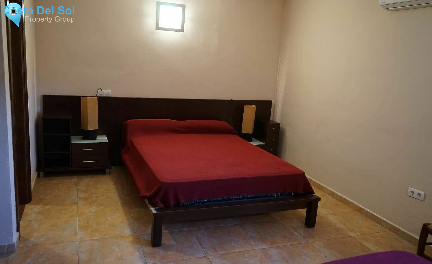 Detached Villa in Alhaurín de la Torre-1226260