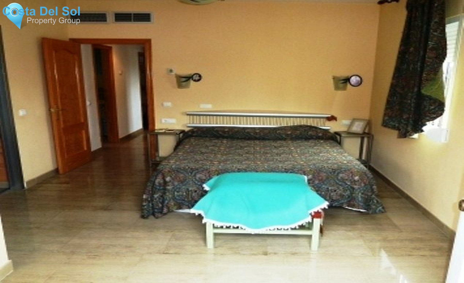 Detached Villa in Alhaurín de la Torre-1226515