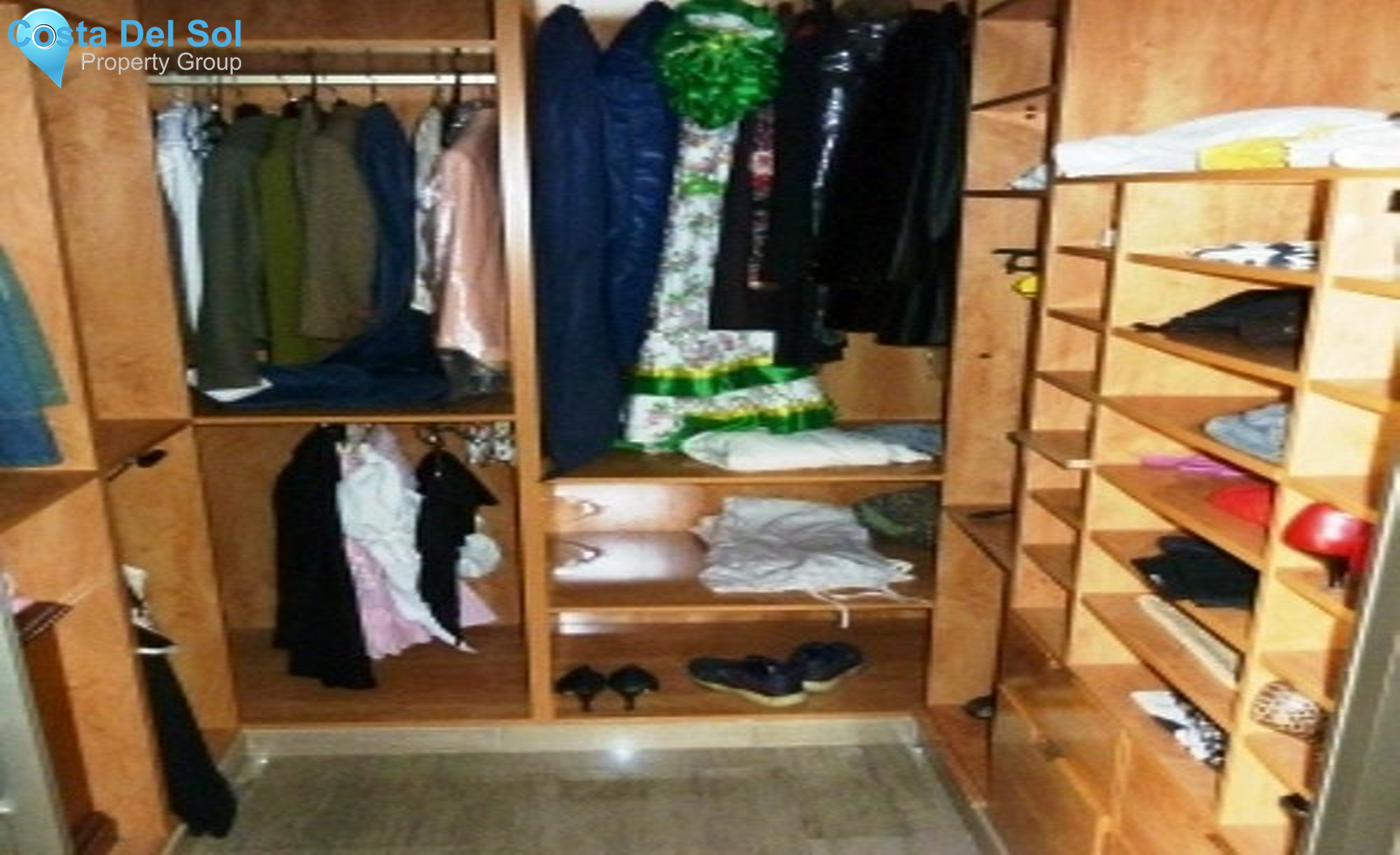 Detached Villa in Alhaurín de la Torre-1226518