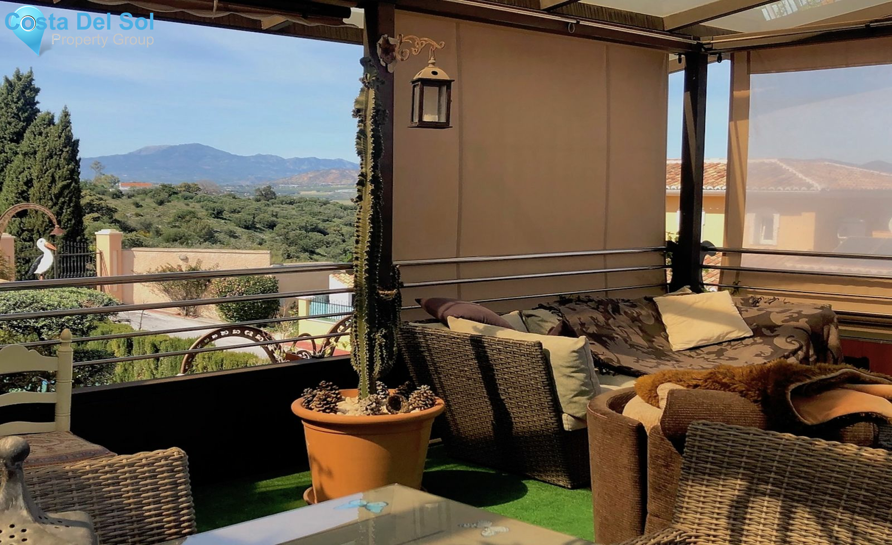 Detached Villa in Alhaurín de la Torre-1397304