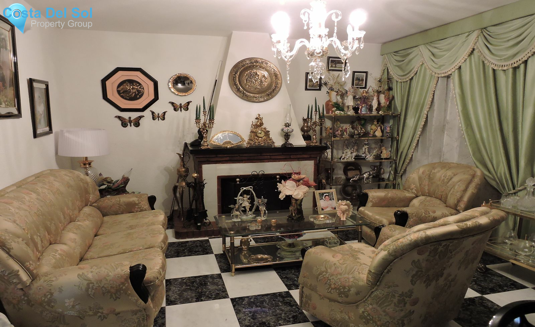 Detached Villa in Alhaurín de la Torre-1425564