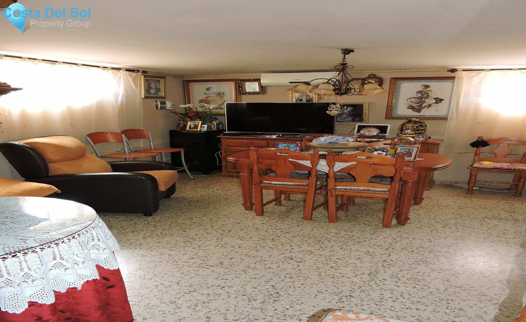 Detached Villa in Alhaurín de la Torre-1425568