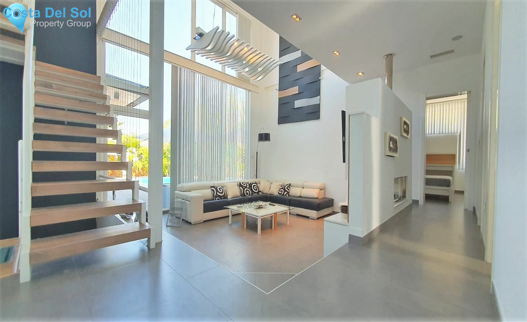 Detached Villa in Alhaurín de la Torre-1448503