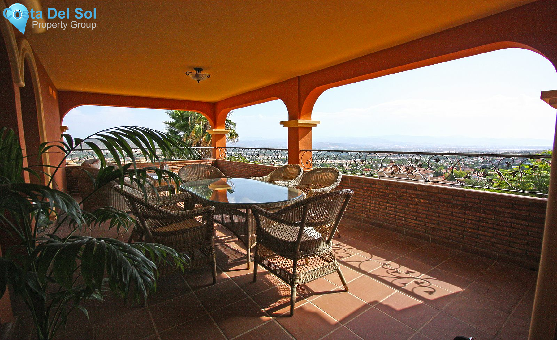 Detached Villa in Alhaurín de la Torre-1519608