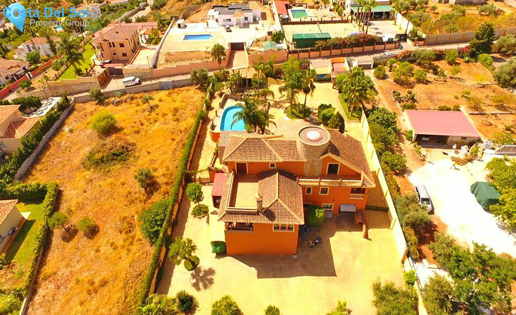 Detached Villa in Alhaurín de la Torre-1519605