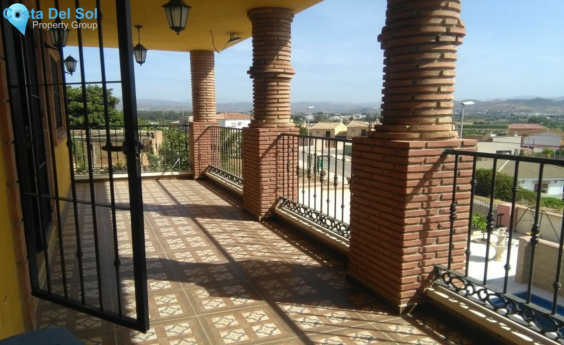 Detached Villa in Alhaurín de la Torre-1544374