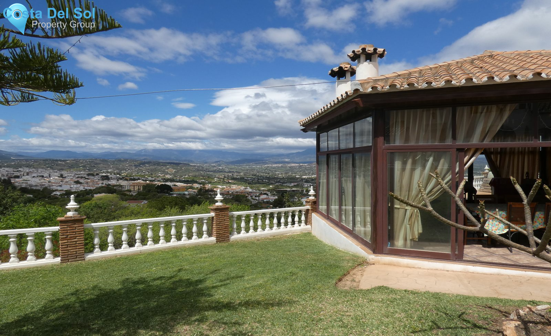 Detached Villa in Alhaurín el Grande-1131848