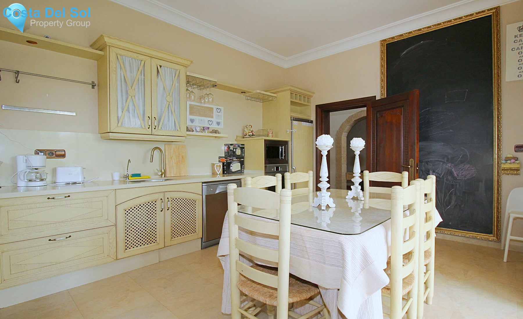 Detached Villa in Alhaurín el Grande-1204250