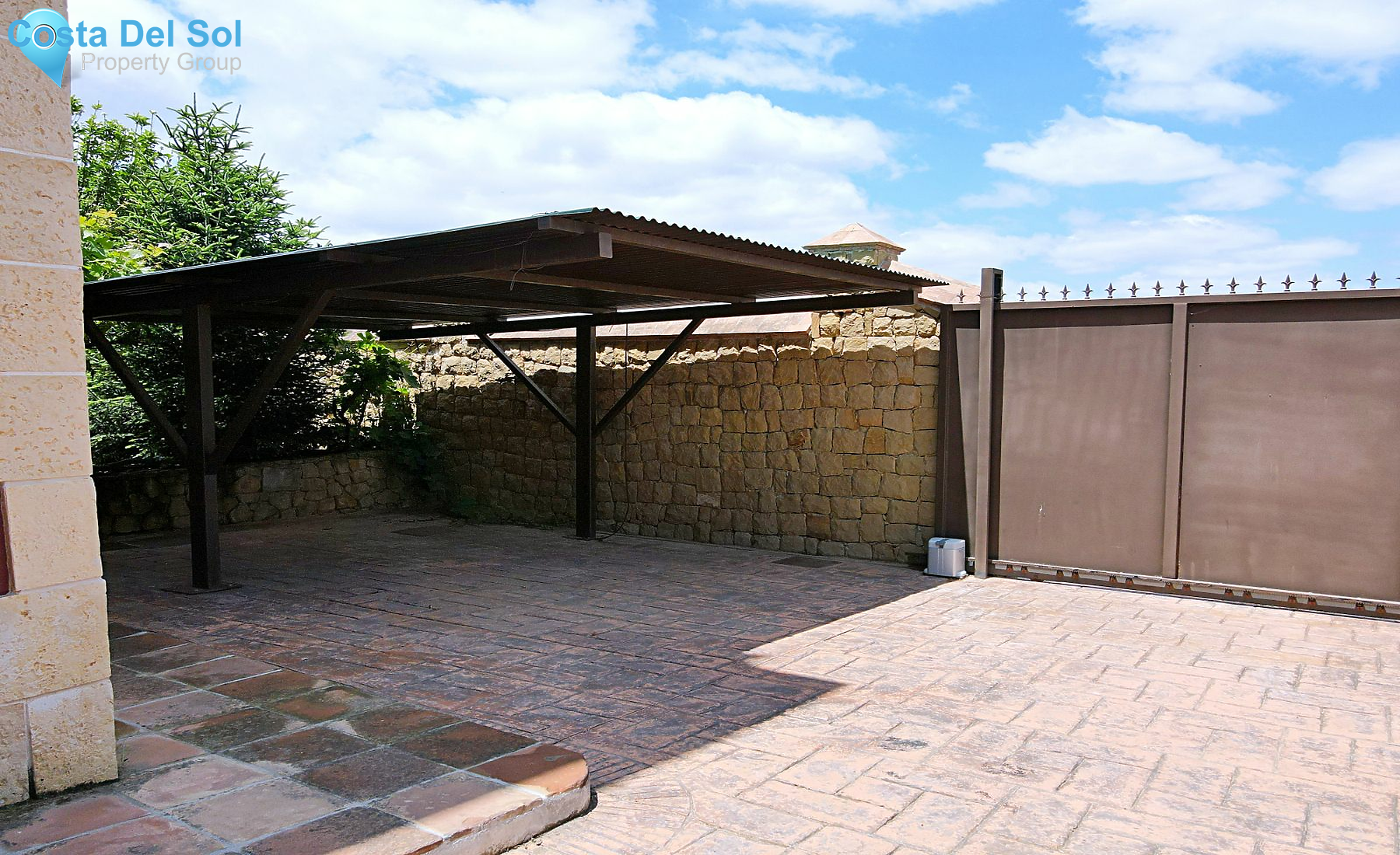 Detached Villa in Alhaurín el Grande-1204238