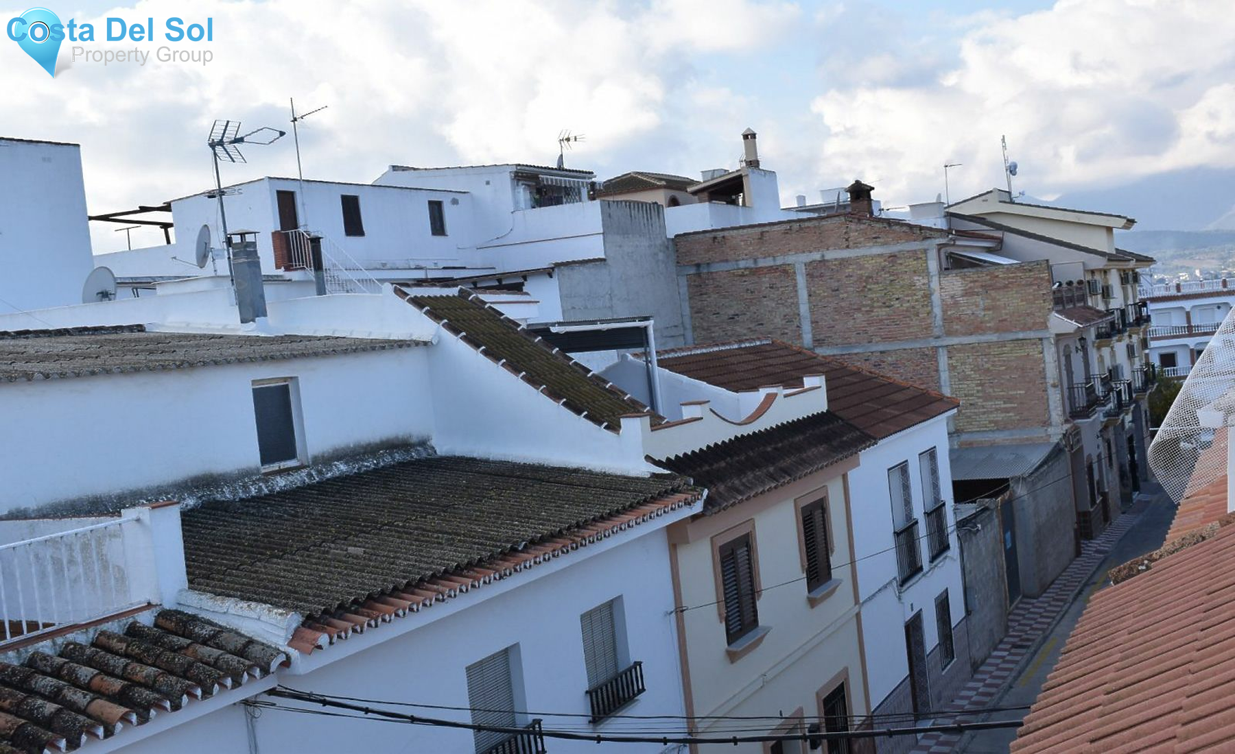 Detached Villa in Alhaurín el Grande-1220130
