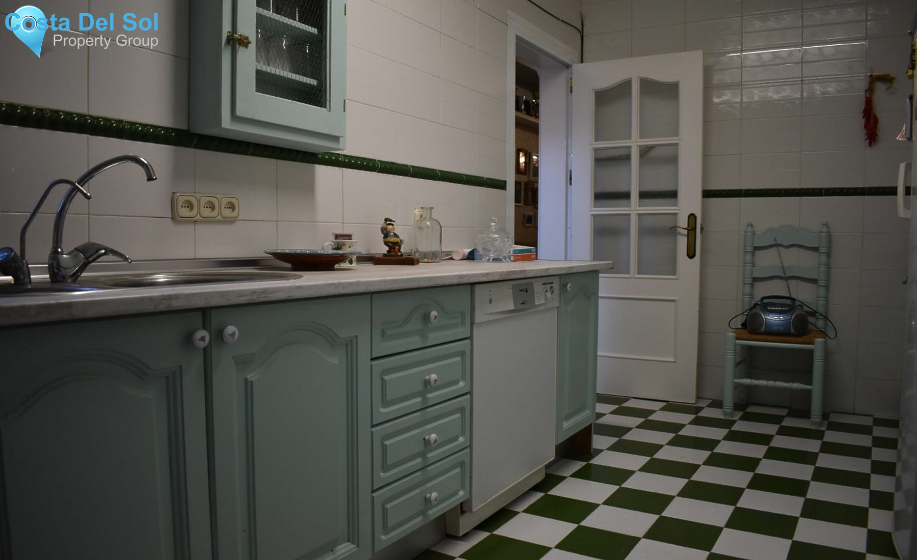 Detached Villa in Alhaurín el Grande-1220149