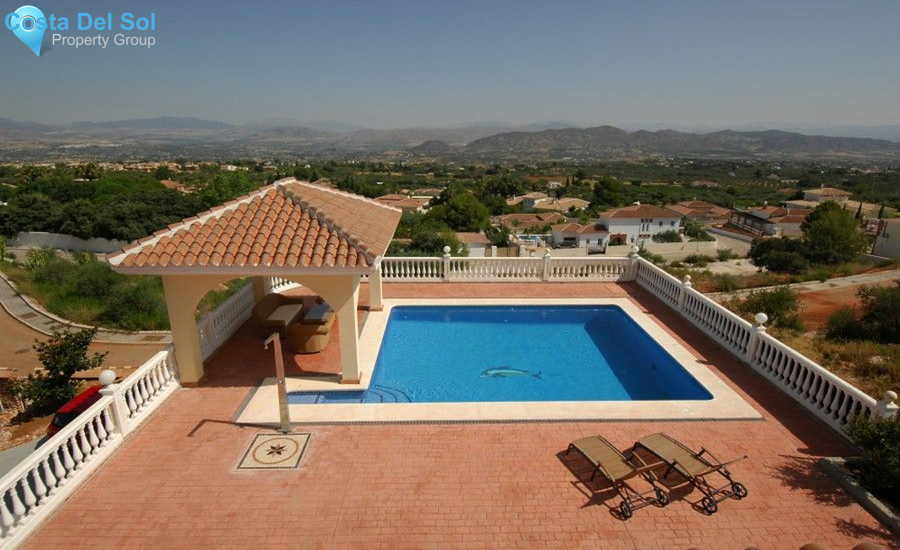 Detached Villa in Alhaurín el Grande-1232000
