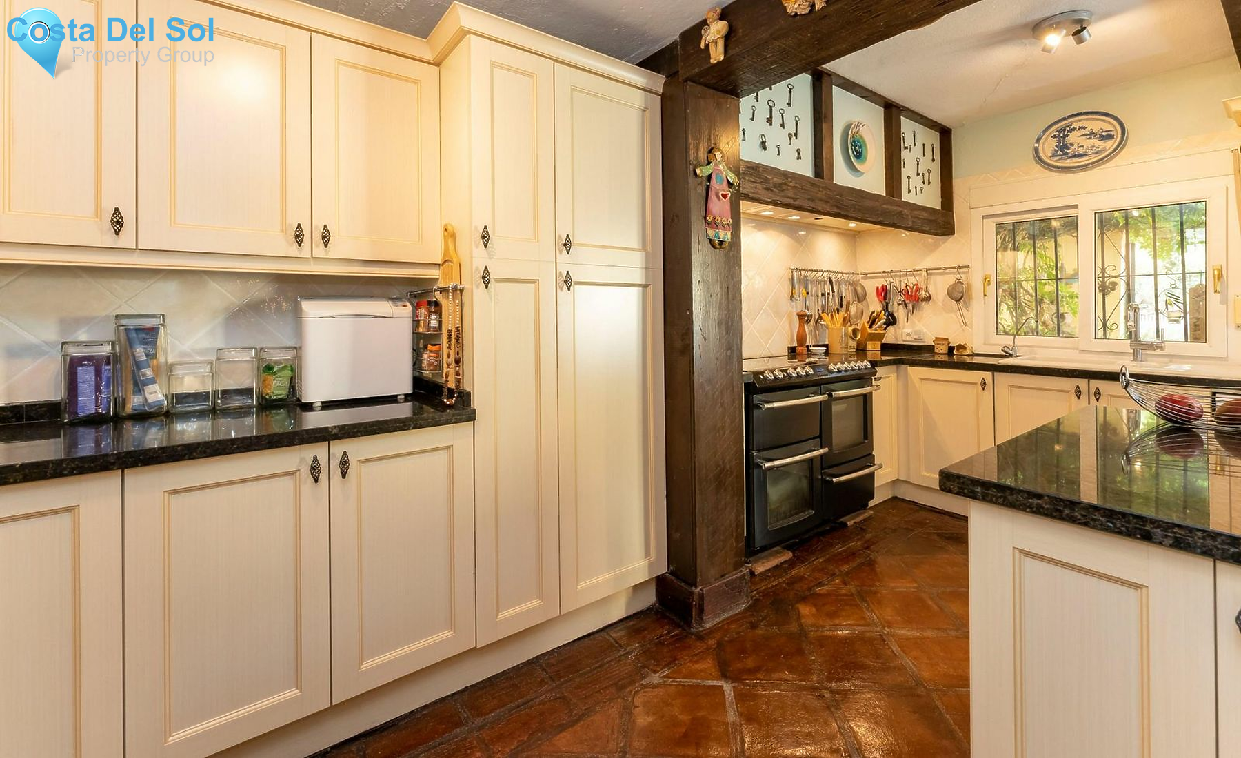 Detached Villa in Alhaurín el Grande-1496827