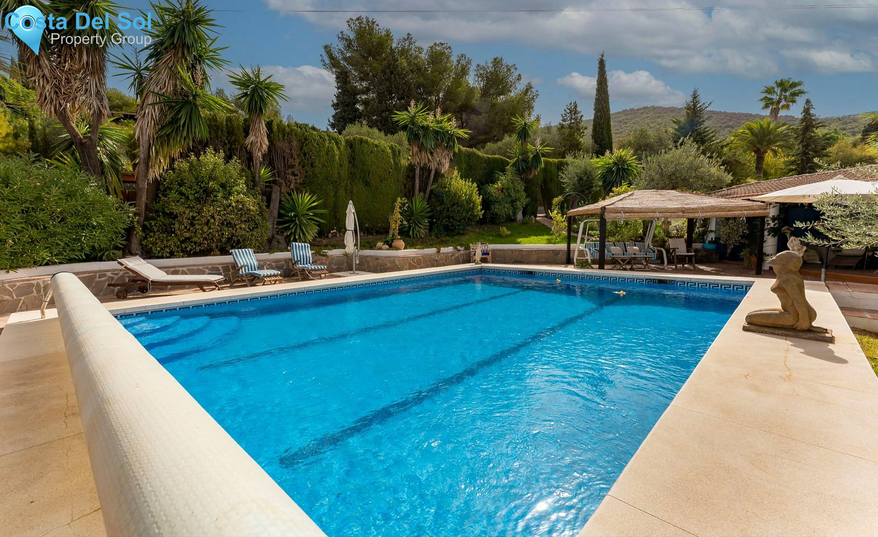 Detached Villa in Alhaurín el Grande-1496819