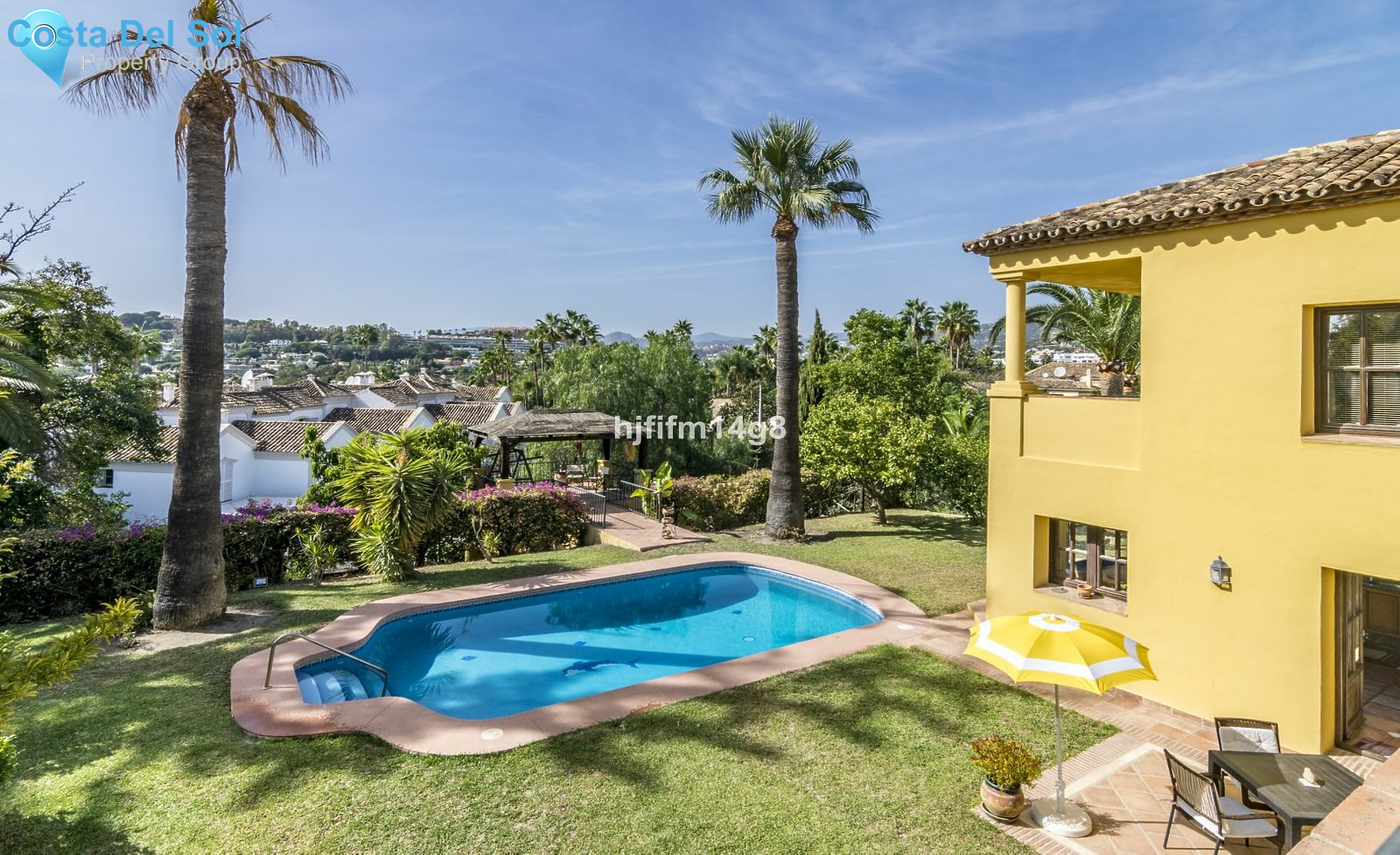 Detached Villa in Aloha-1517159