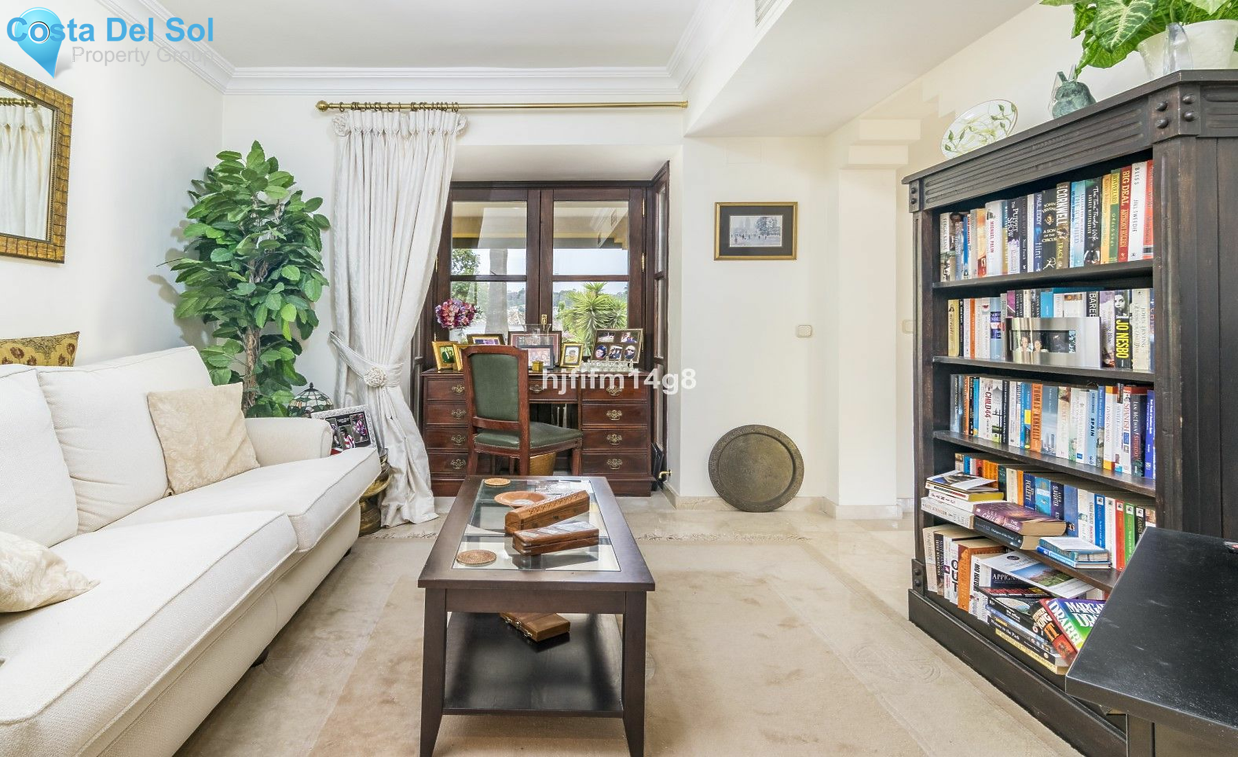 Detached Villa in Aloha-1517170