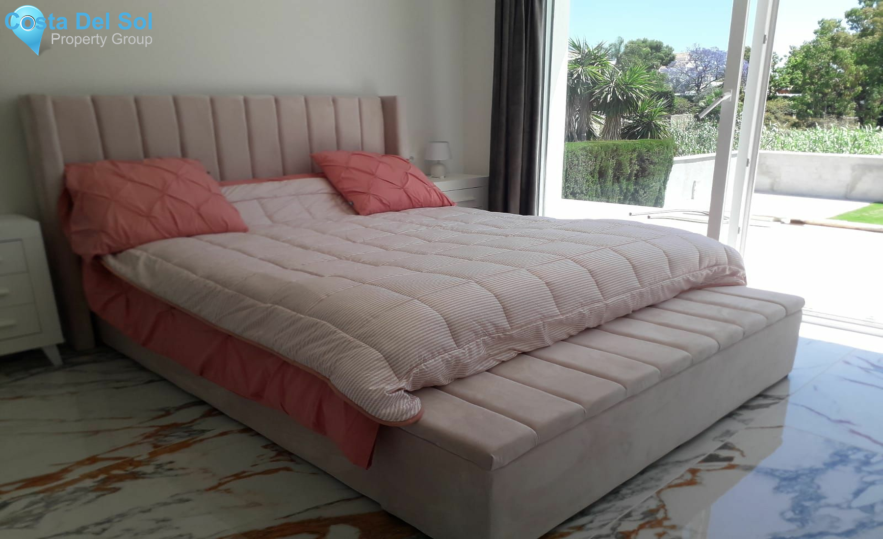 Detached Villa in Atalaya-1163425