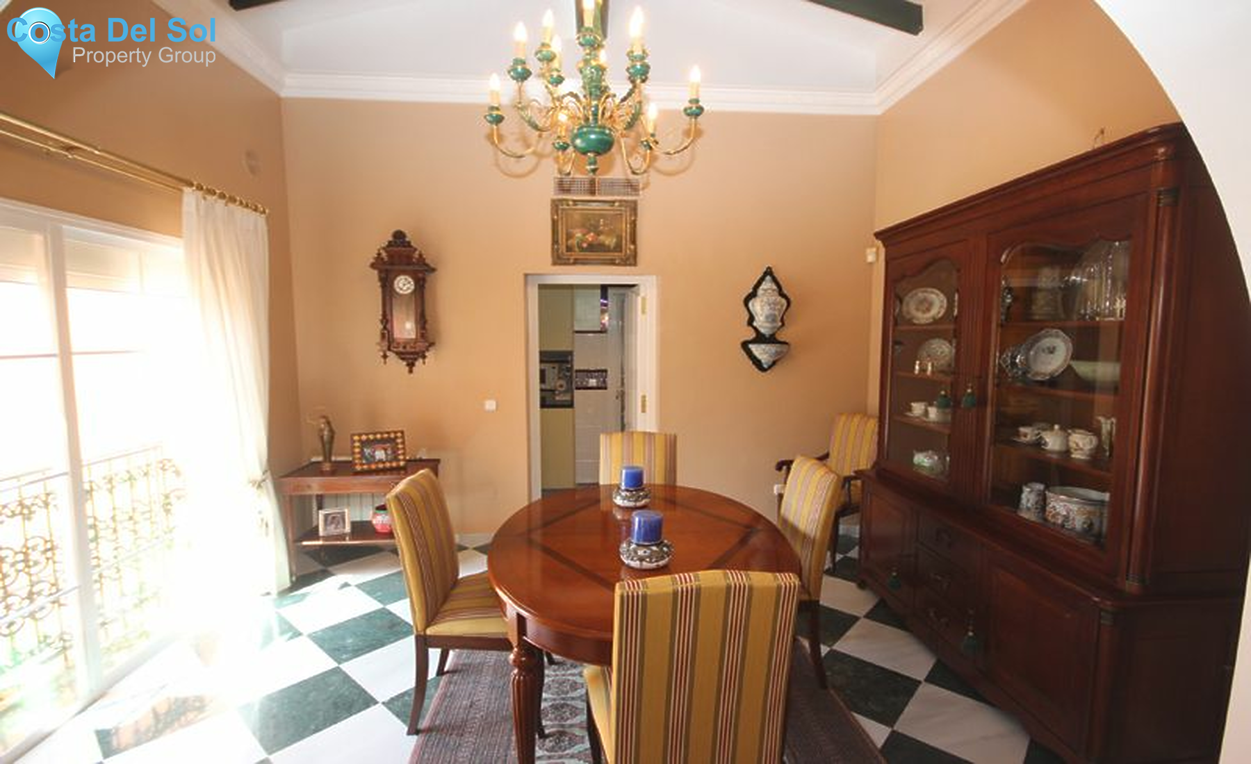 Detached Villa in Bahía de Marbella-1494830