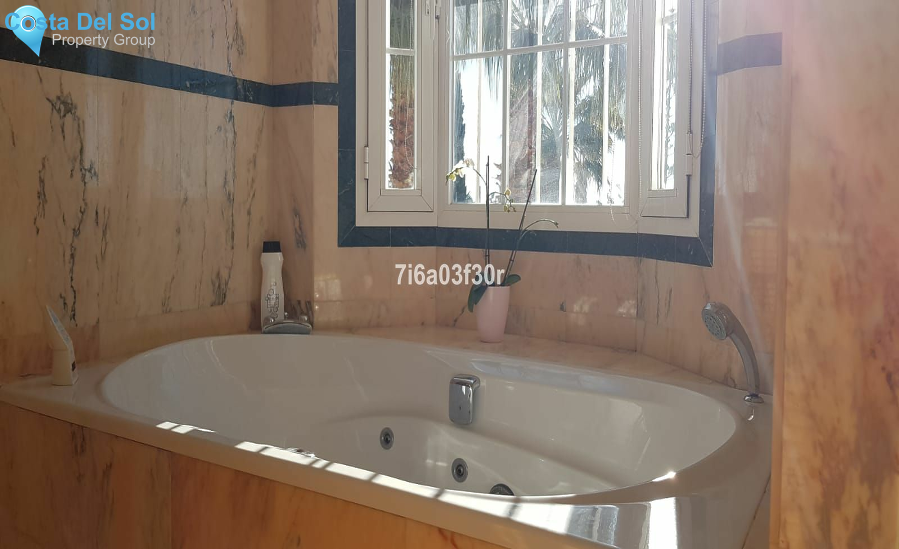 Detached Villa in Estepona-1197859