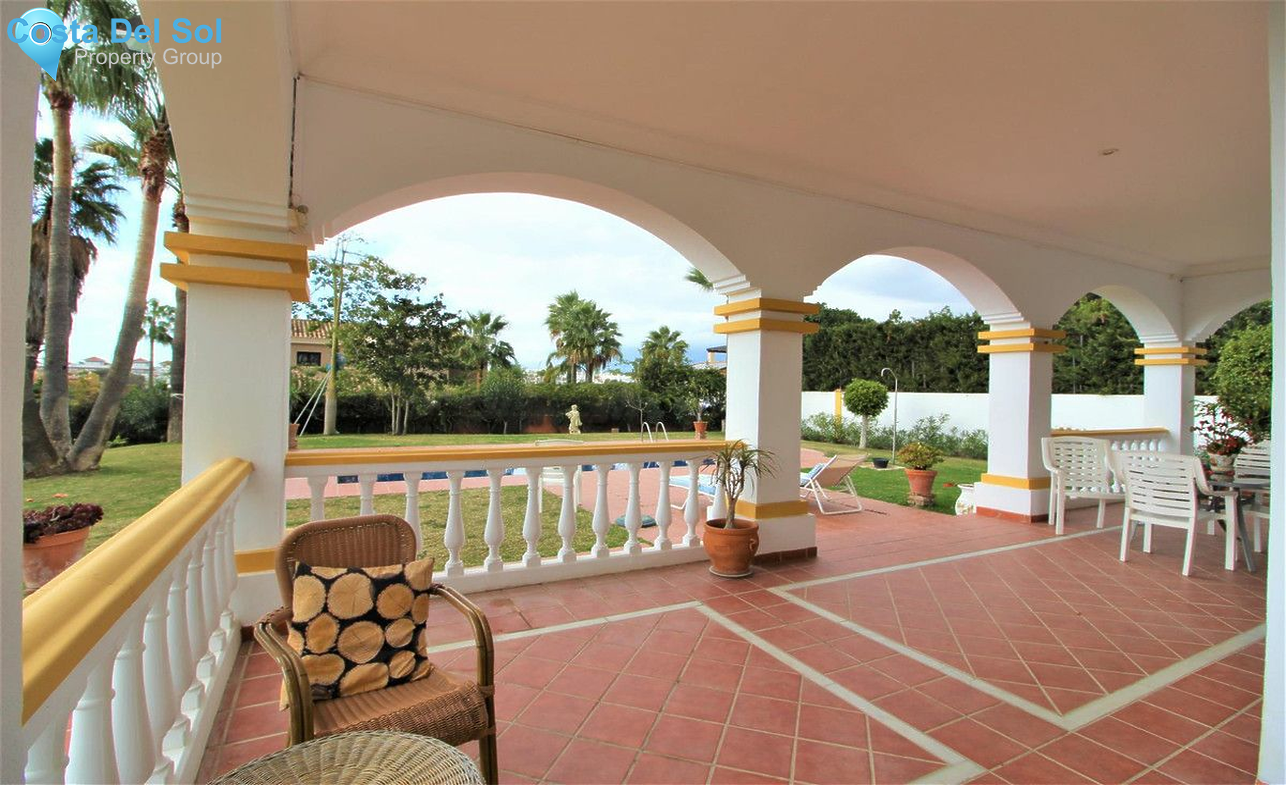 Detached Villa in Bel Air-1446060
