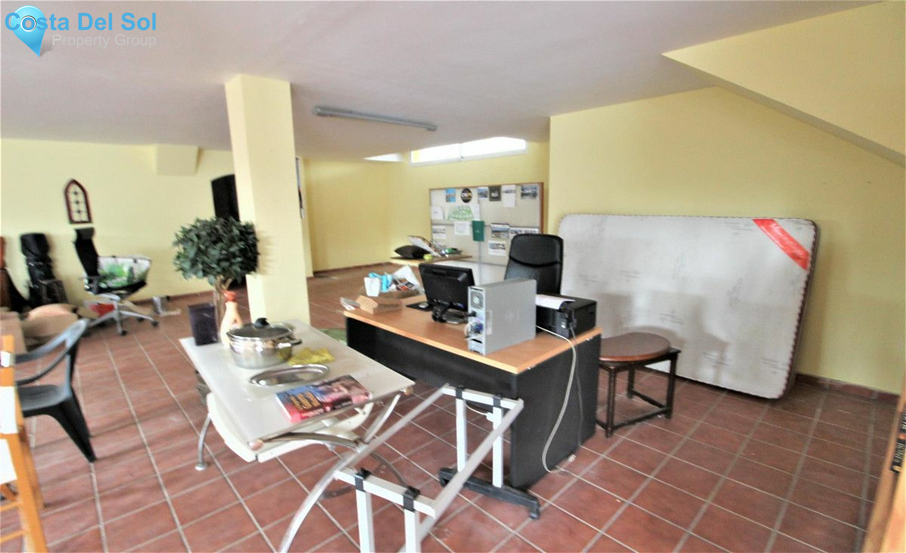 Detached Villa in Bel Air-1446046
