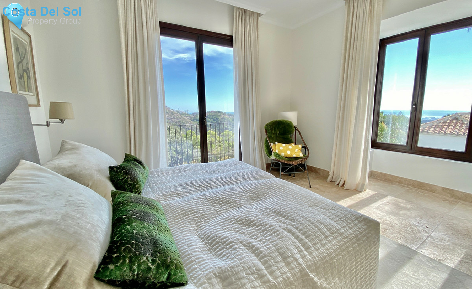 Detached Villa in Benahavís-704662