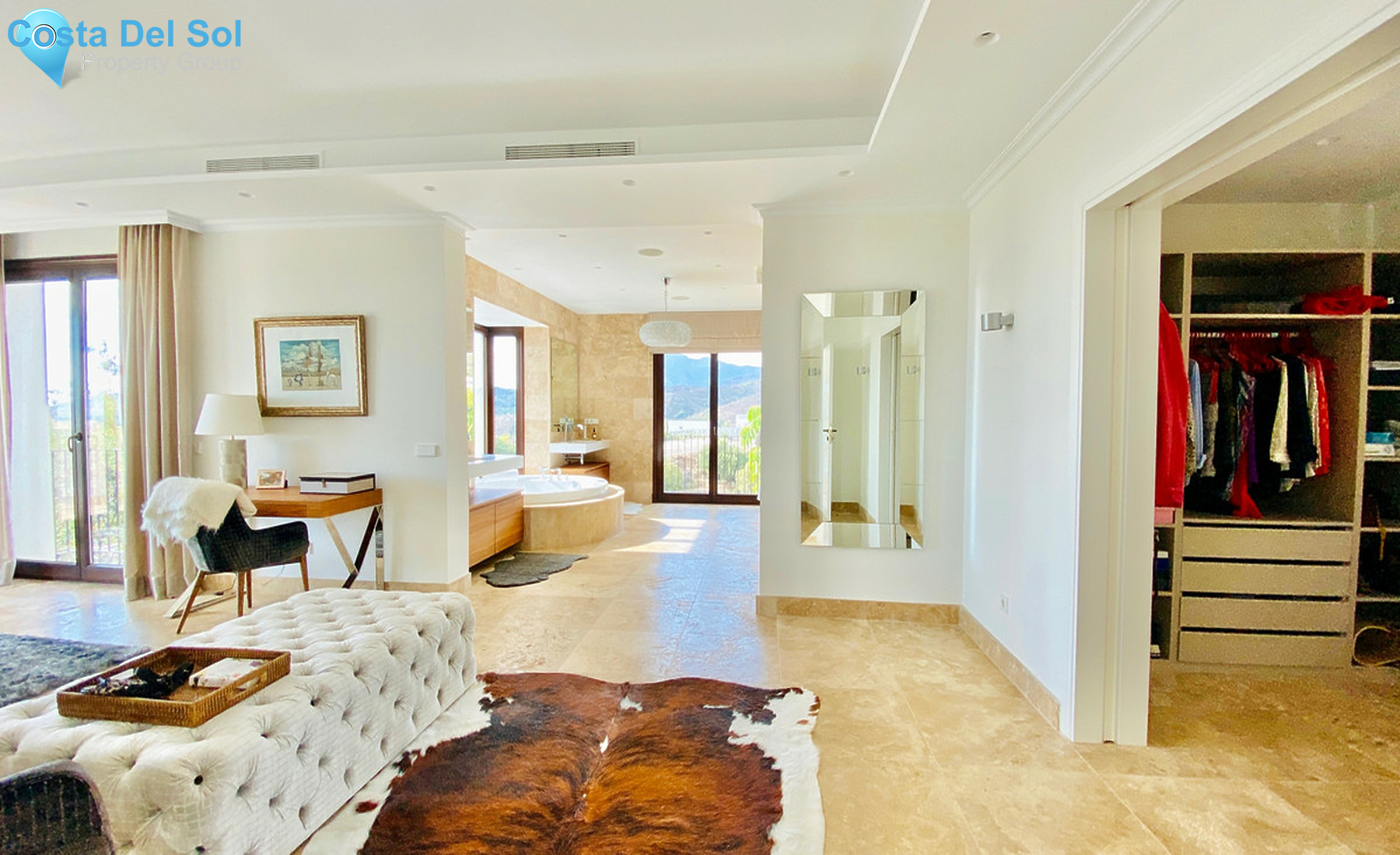 Detached Villa in Benahavís-704664