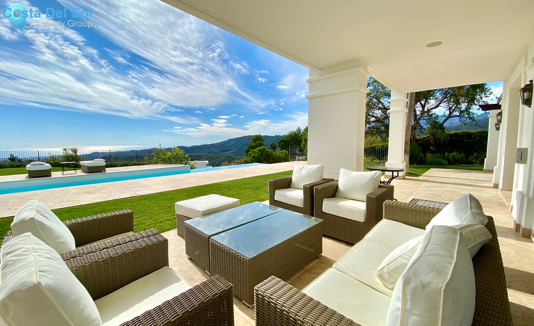 Detached Villa in Benahavís-704652