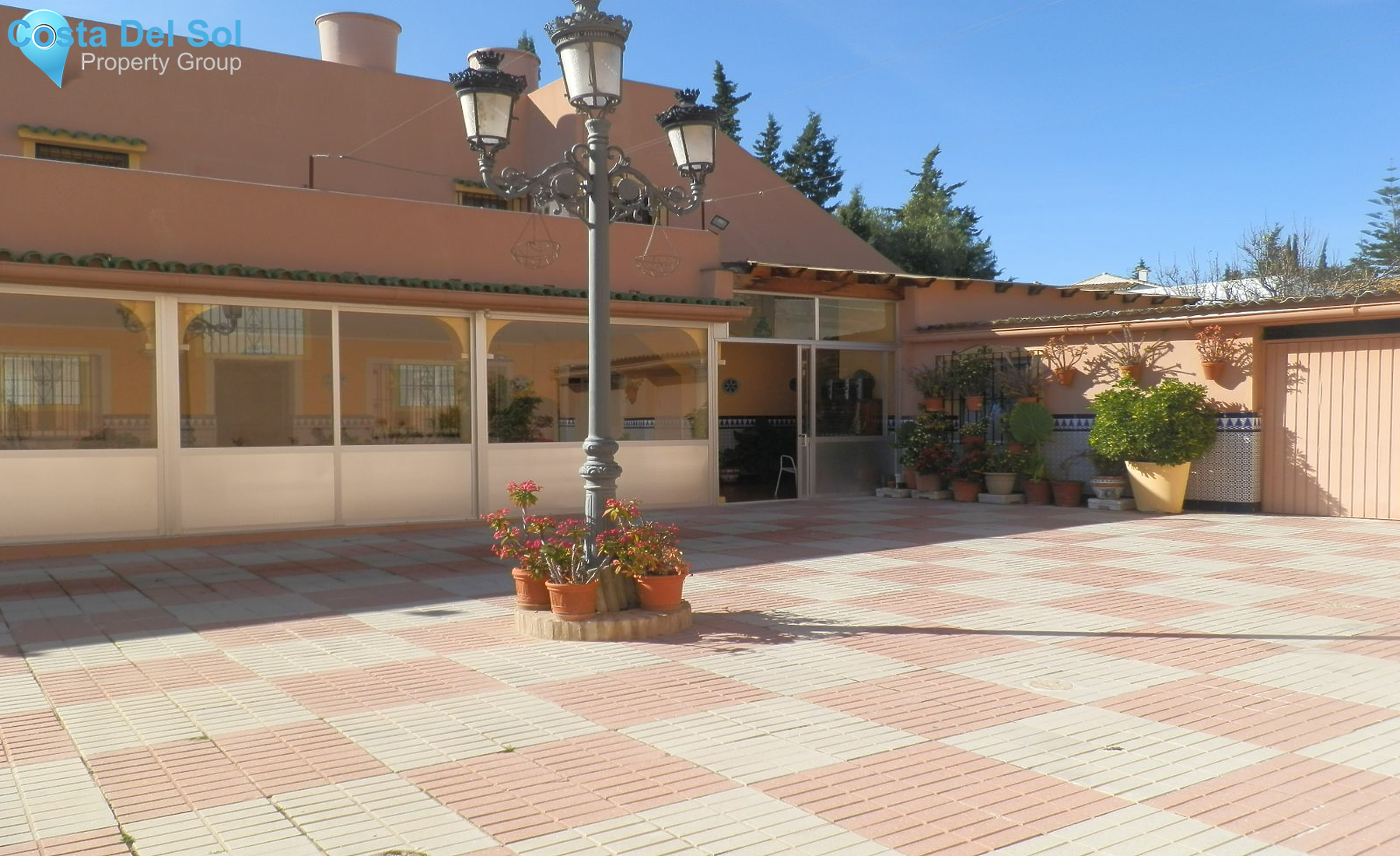 Detached Villa in Benahavís-1167177