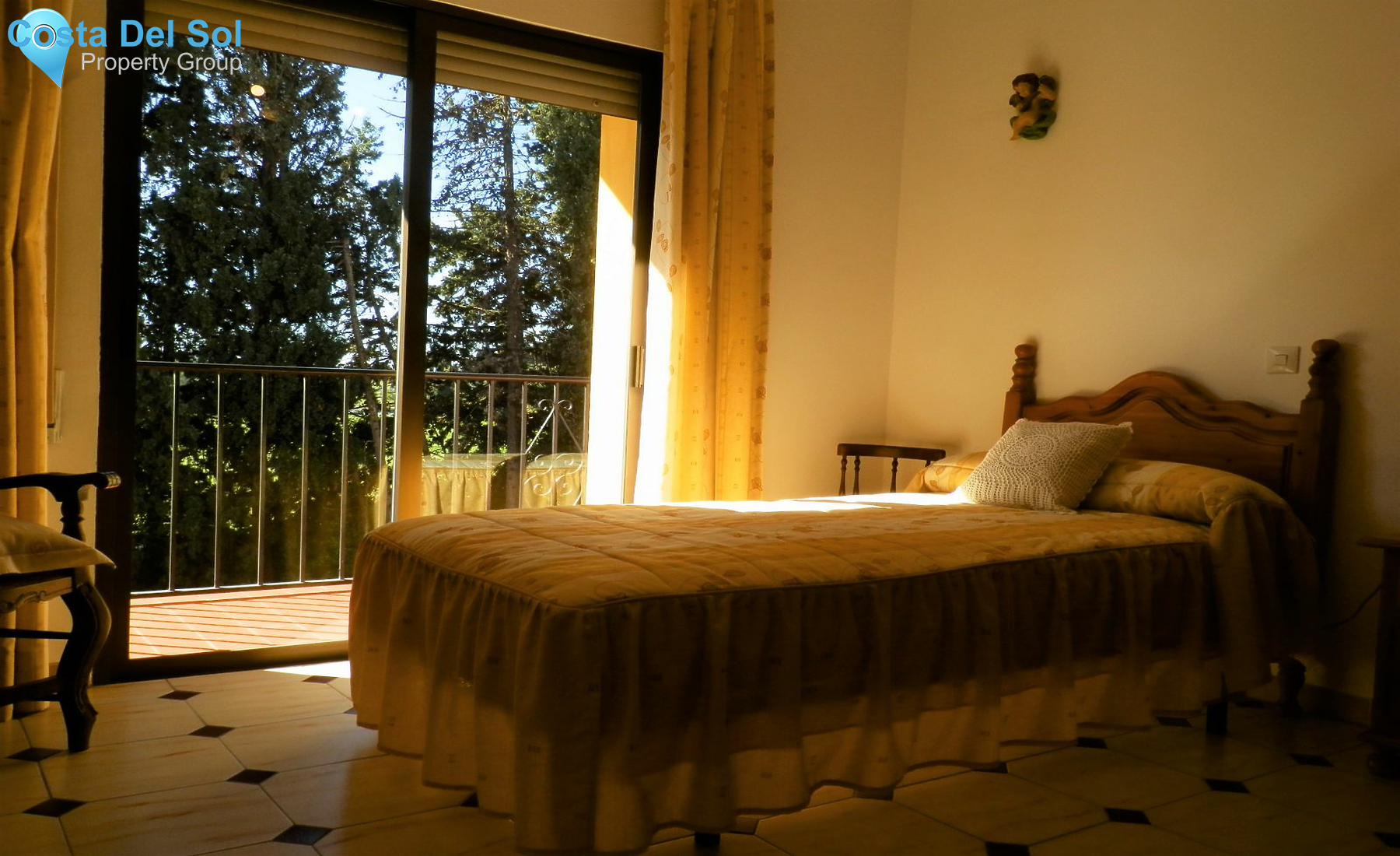 Detached Villa in Benahavís-1167168