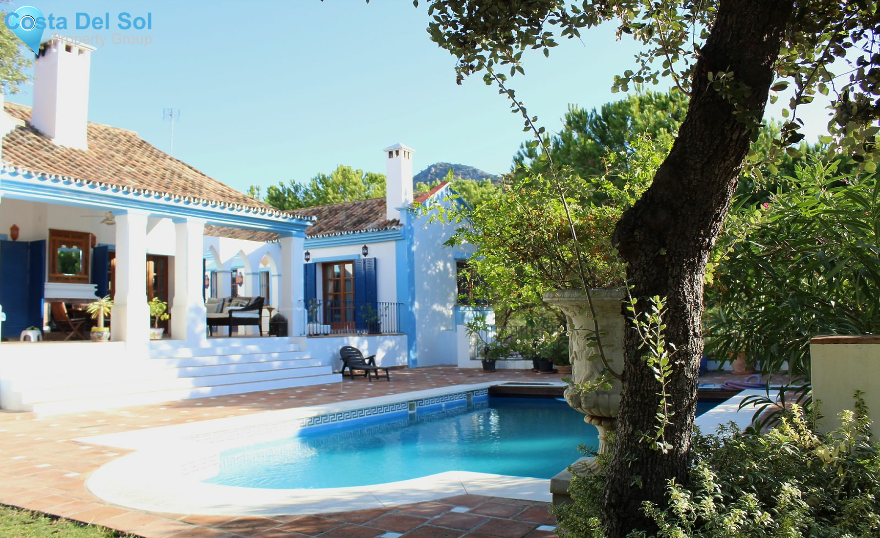 Detached Villa in Benahavís-1201009