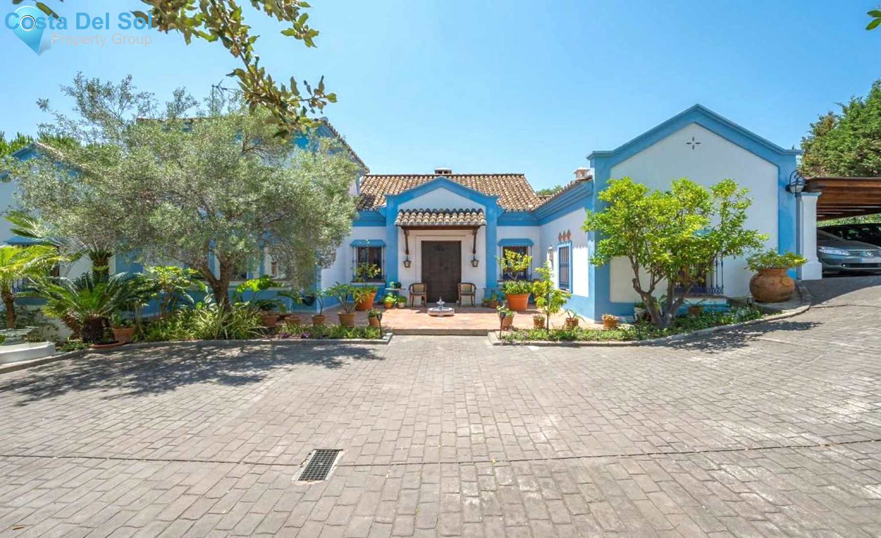 Detached Villa in Benahavís-1201015
