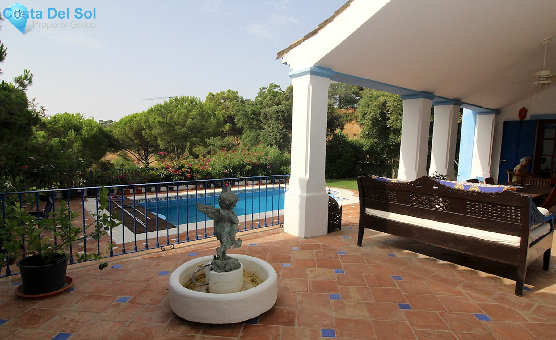 Detached Villa in Benahavís-1201017