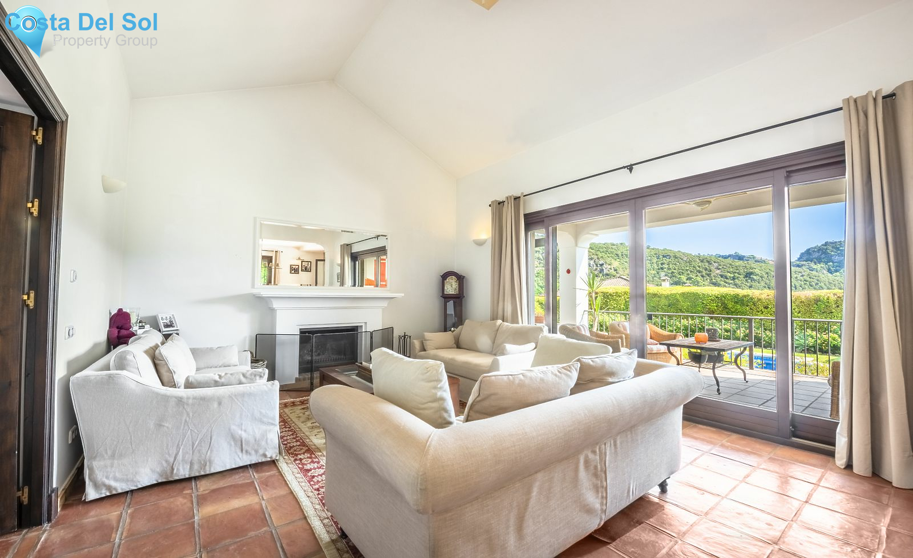 Detached Villa in Benahavís-1205590