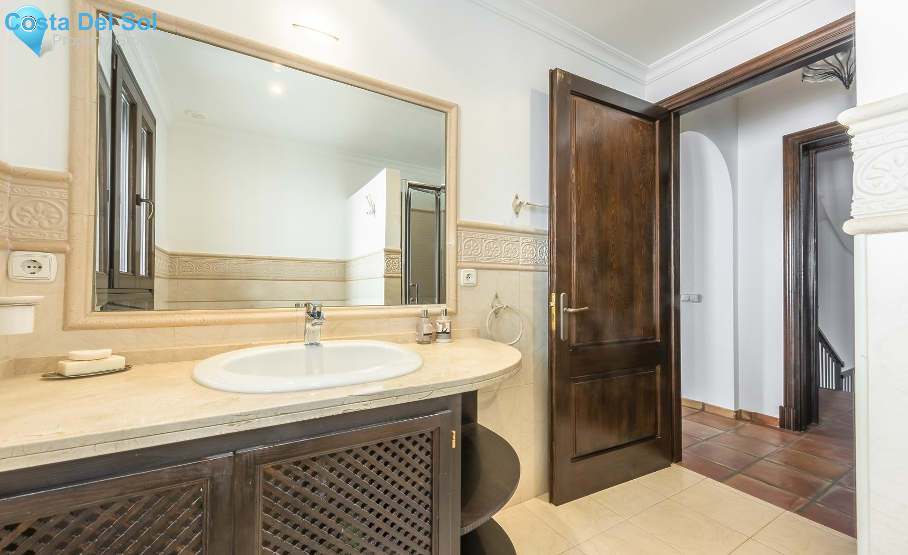 Detached Villa in Benahavís-1205603