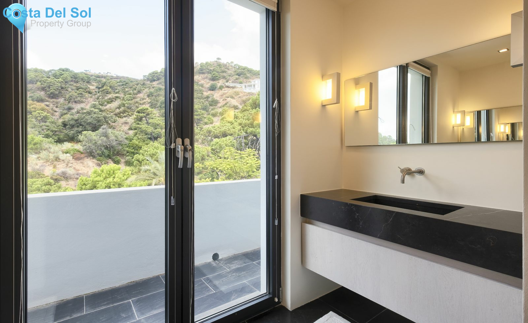 Detached Villa in Benahavís-1226853