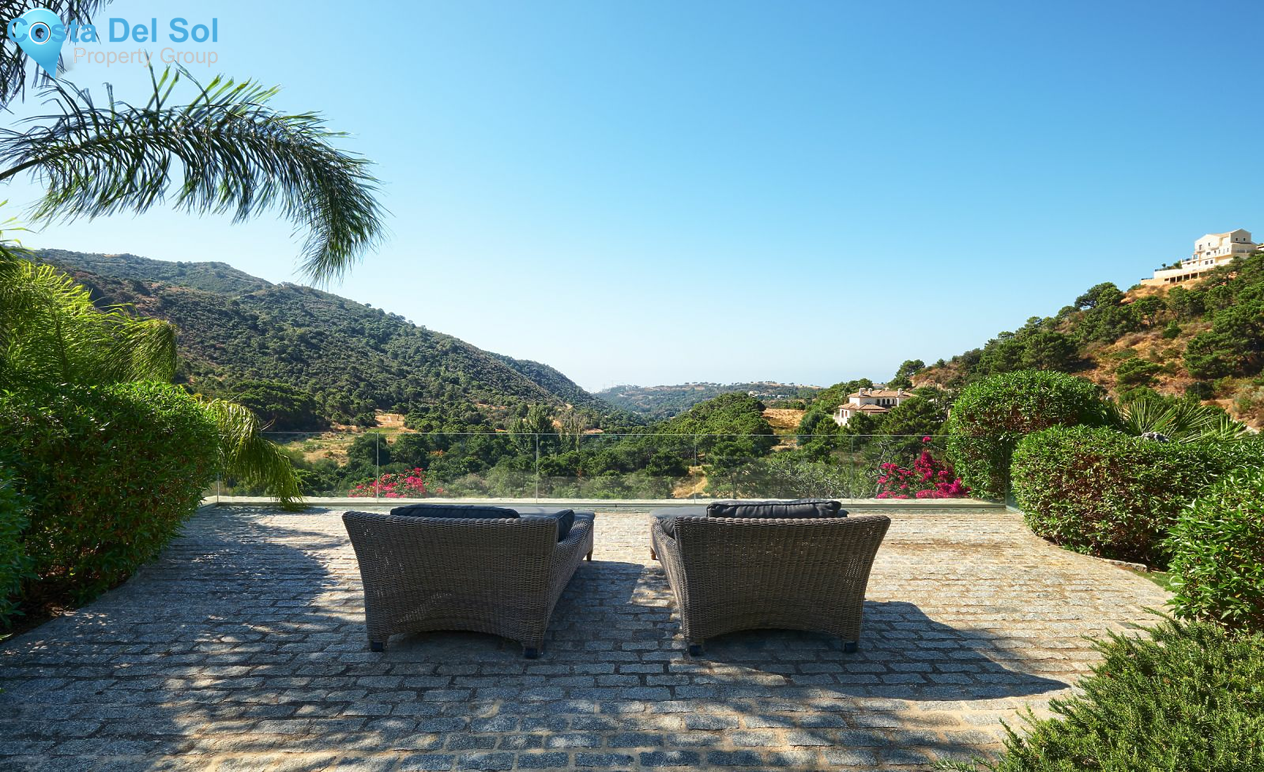 Detached Villa in Benahavís-1226860