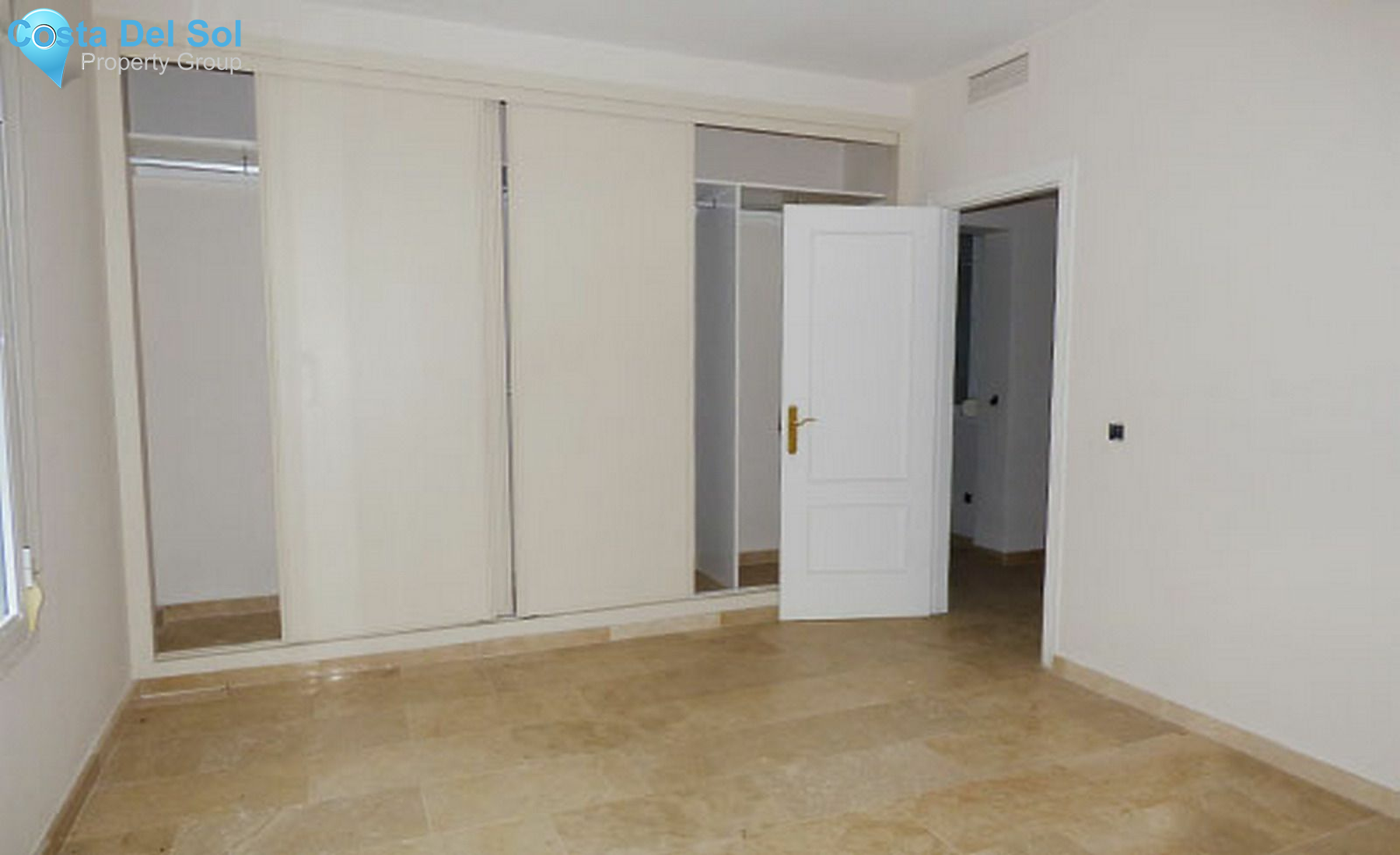 Detached Villa in Benahavís-1388462