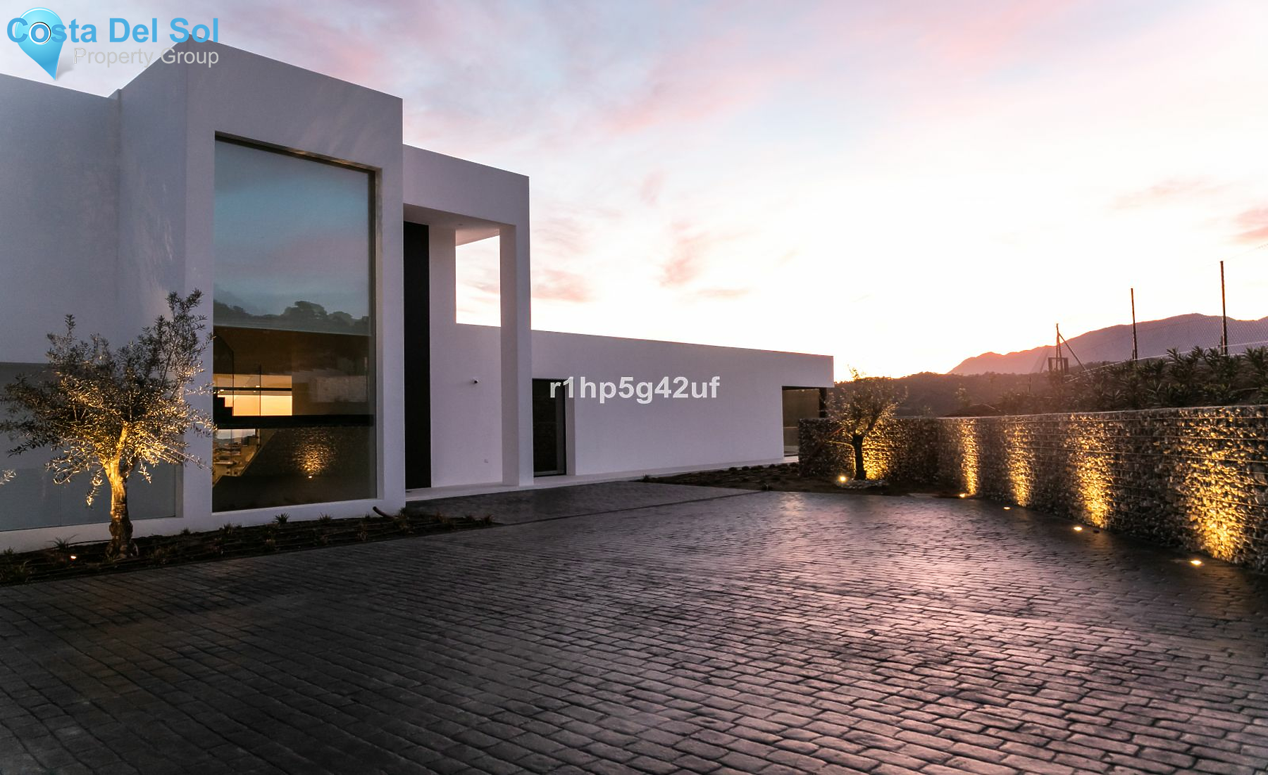 Detached Villa in Benahavís-1486447