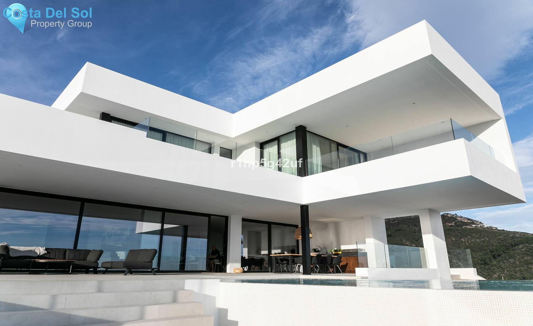 Detached Villa in Benahavís-1486439